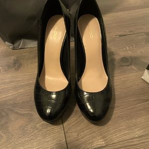 Aldo snakeskin pumps